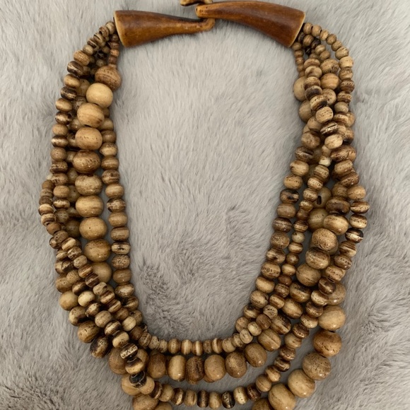 Banana Republic African Inspired Bead Necklace 🐆